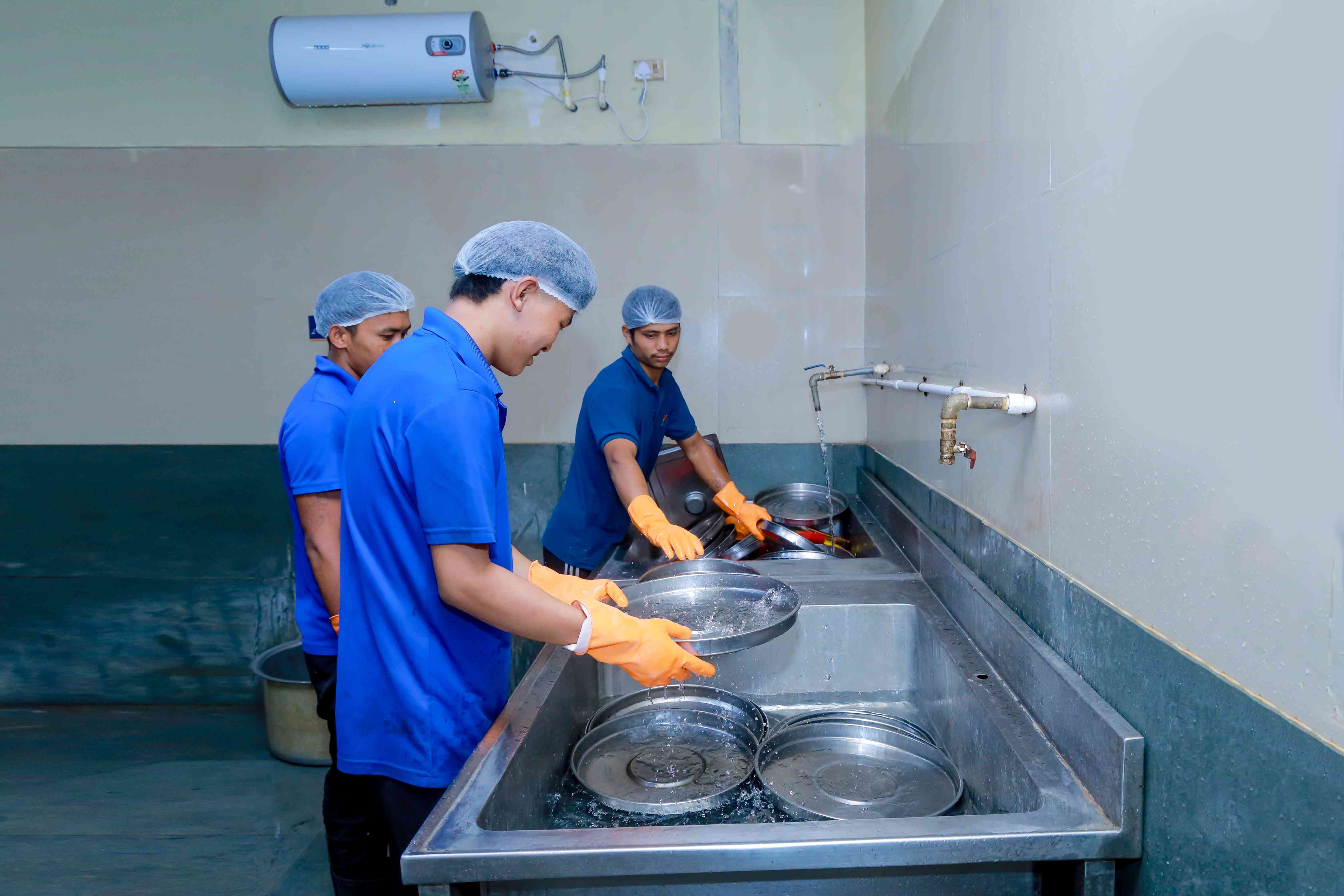 Vessels cleaning area